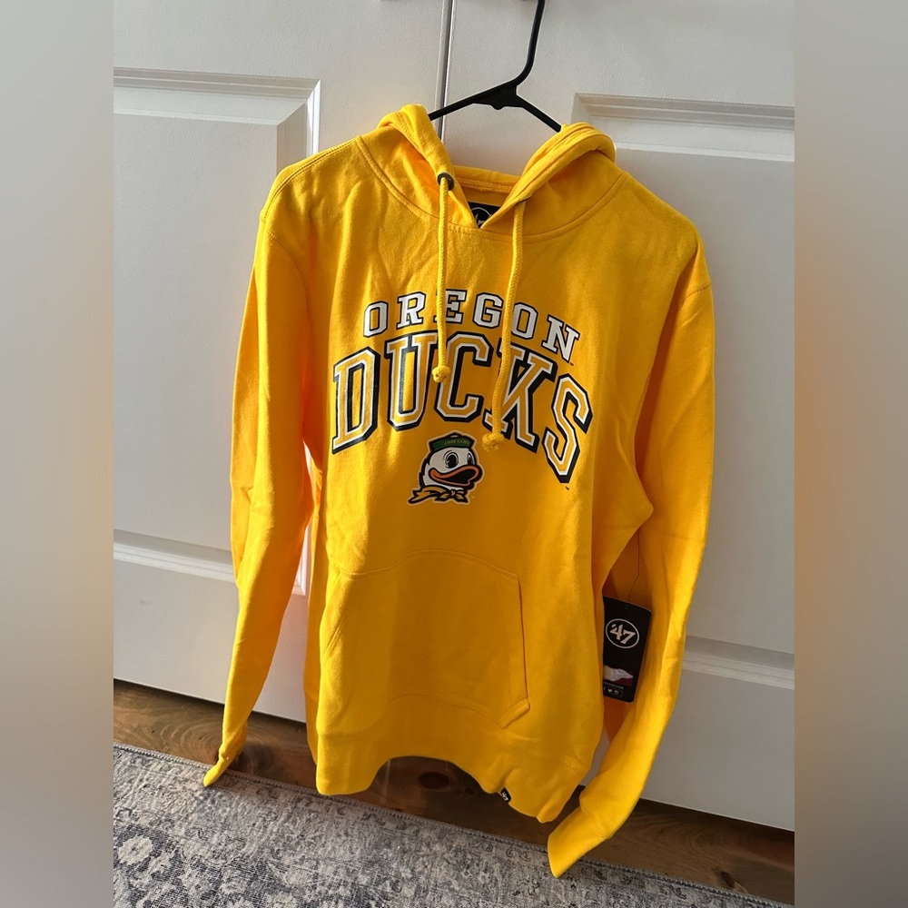 Oregon Ducks Hoodie Sweatshirt Yellow Medium NWT ‘47 Brand